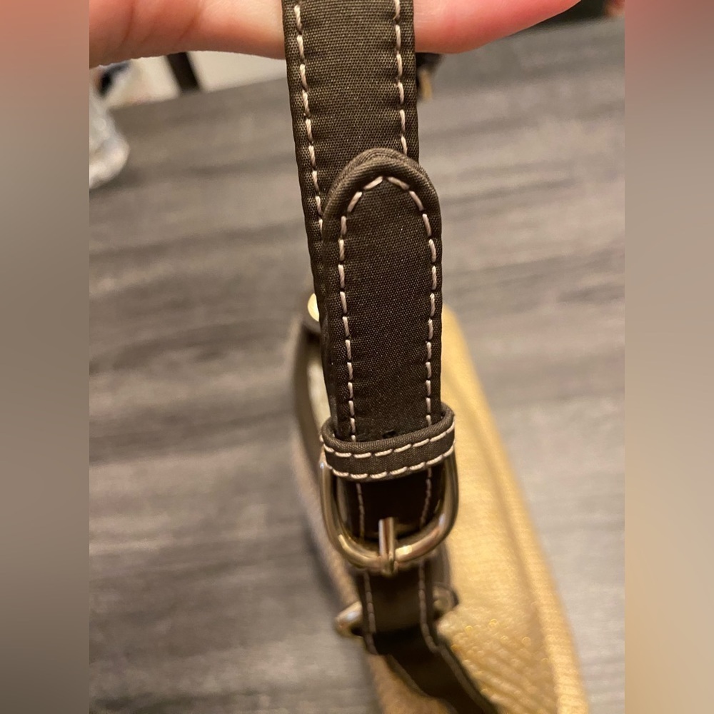The Sak Straw Mini Shoulder Bag with Brown Trim - Picture 5 of 15